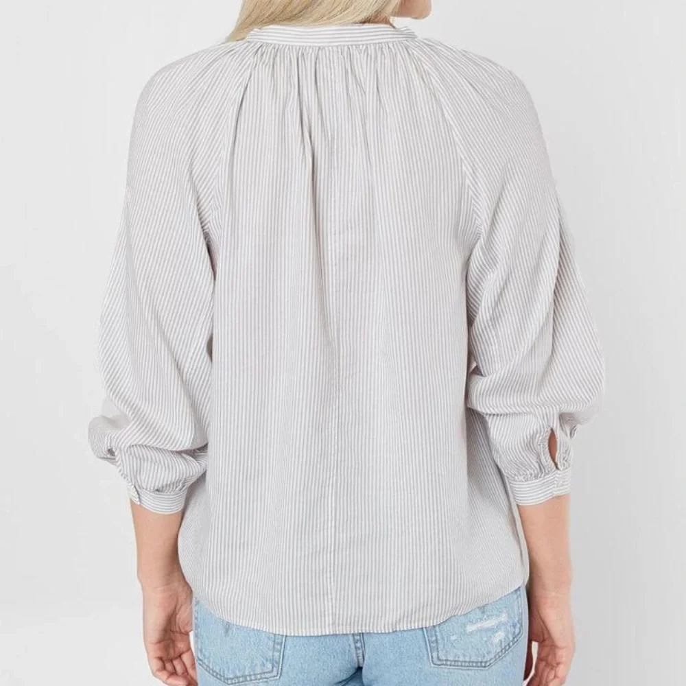 NWT Lucky Brand Striped button up poet blouse - Picture 3 of 4
